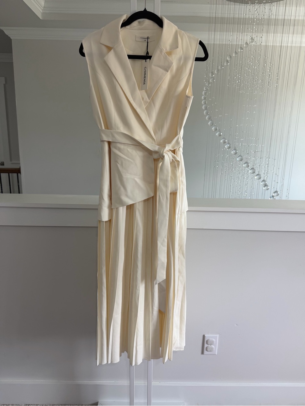 Commense Cream Tailored Pleated Blazer Dress - Picture 4 of 8